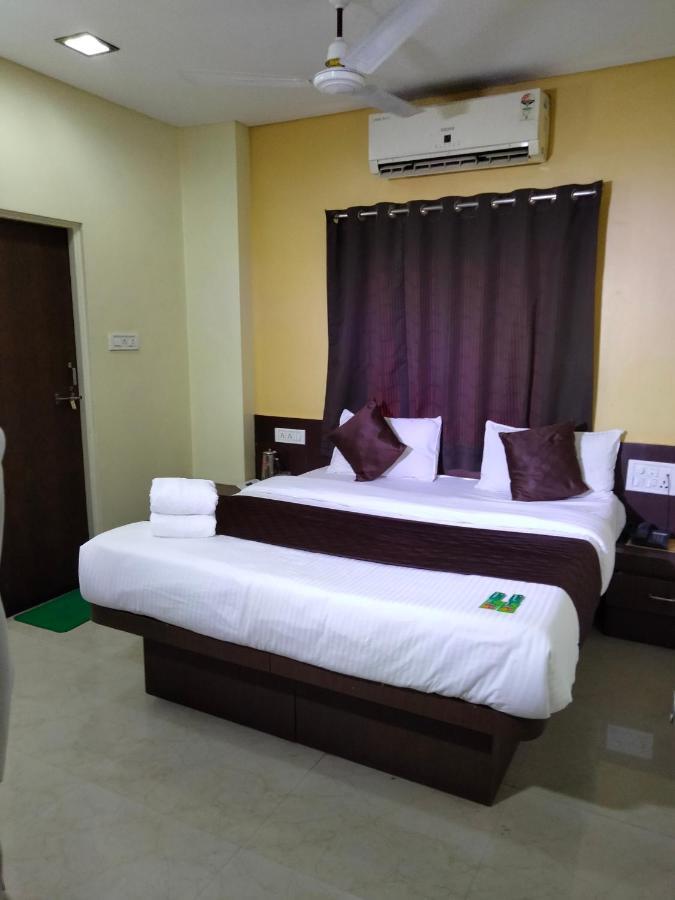 Hotel Avon International Aurangabad  Ngoại thất bức ảnh