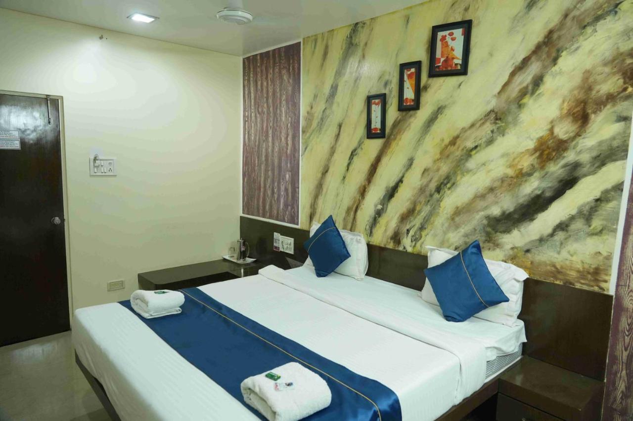 Hotel Avon International Aurangabad  Ngoại thất bức ảnh