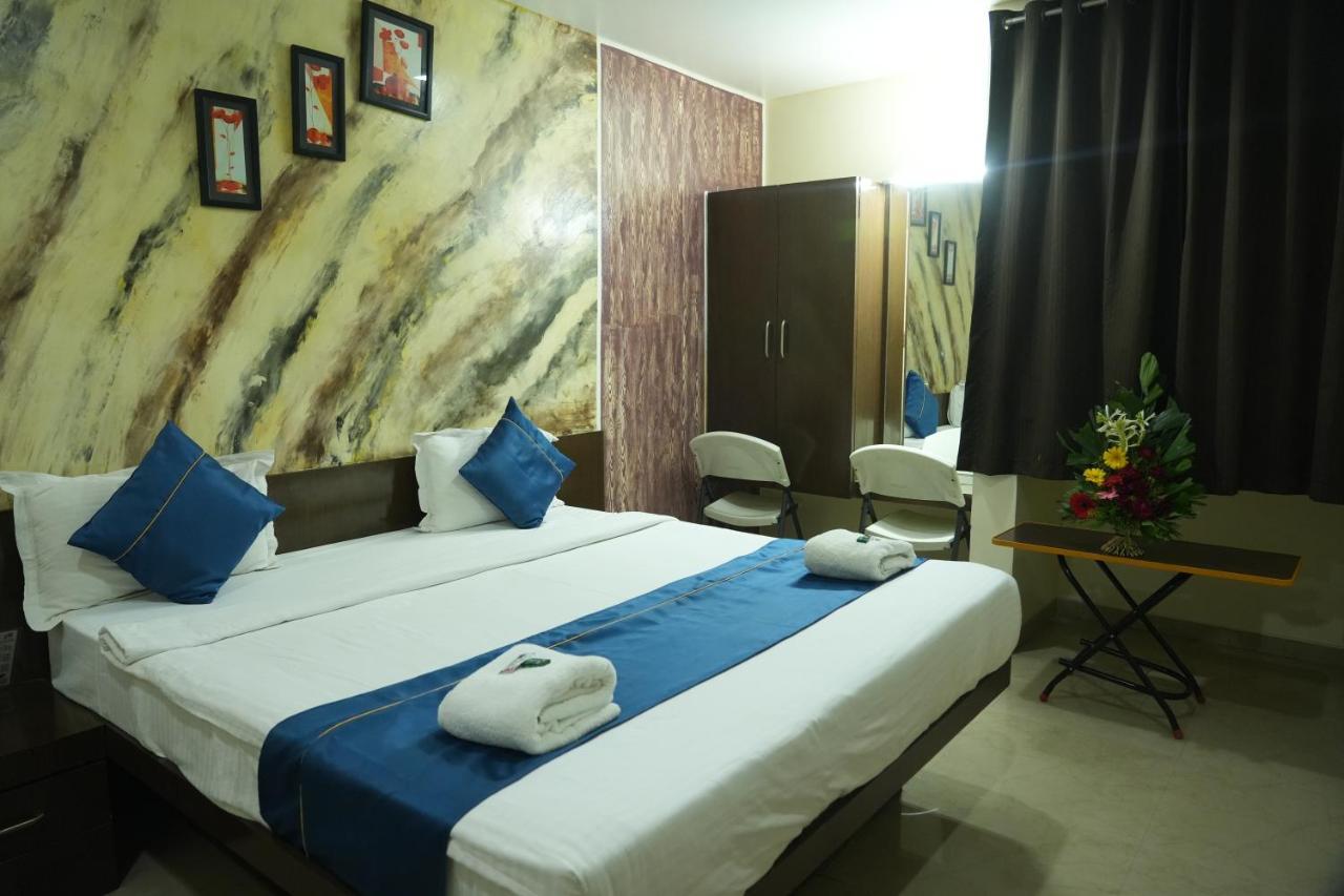 Hotel Avon International Aurangabad  Ngoại thất bức ảnh