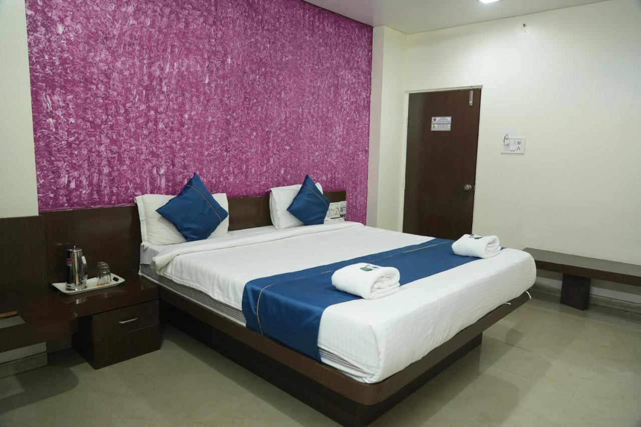Hotel Avon International Aurangabad  Ngoại thất bức ảnh