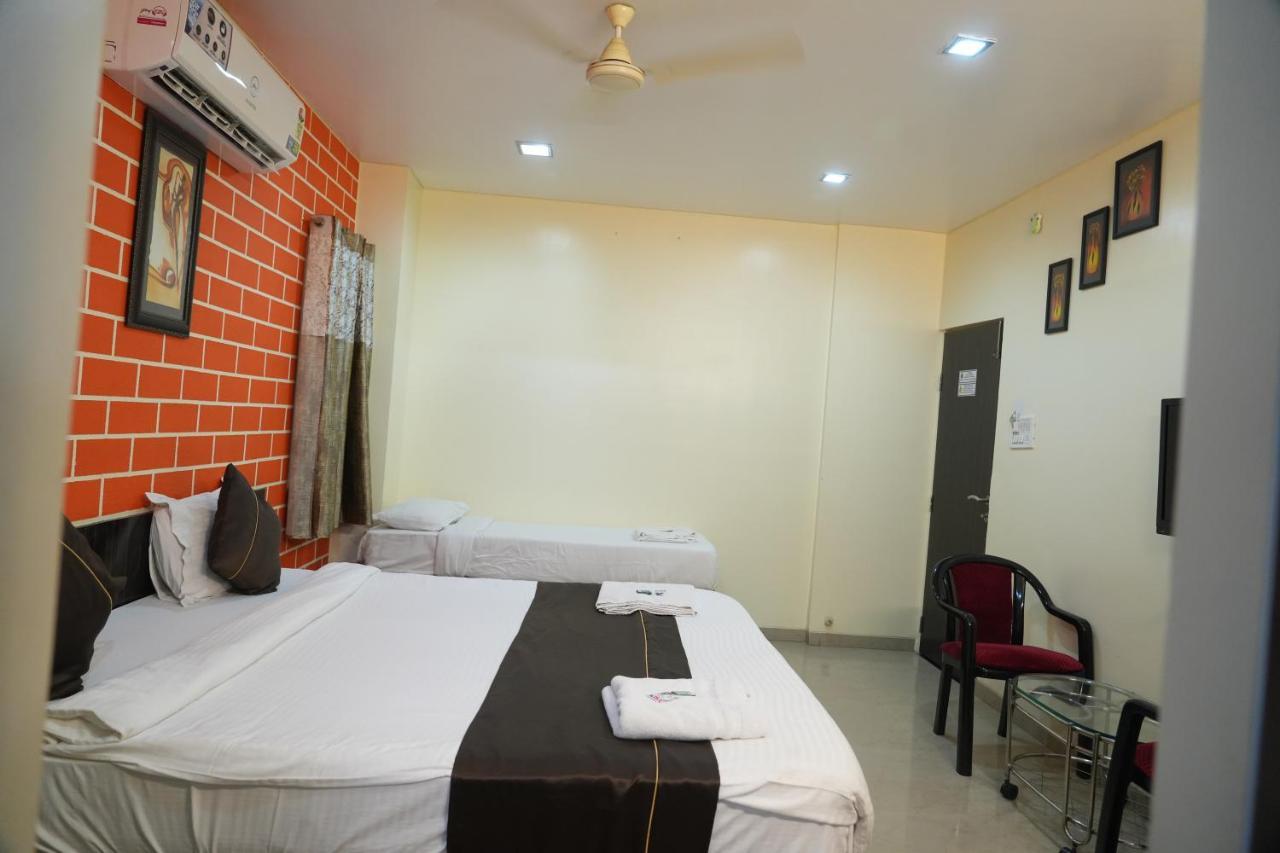 Hotel Avon International Aurangabad  Ngoại thất bức ảnh