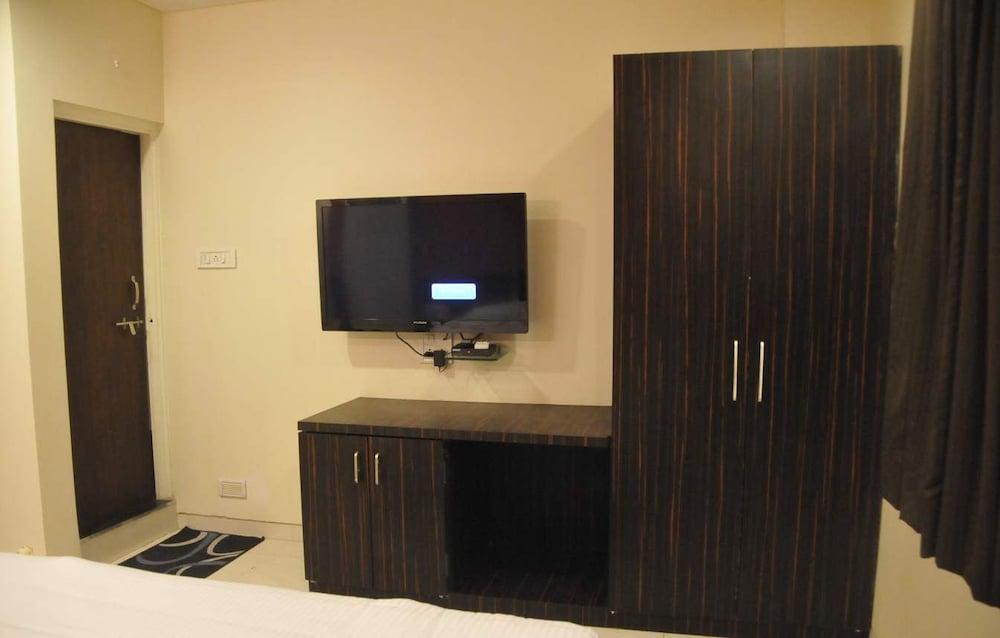 Hotel Avon International Aurangabad  Ngoại thất bức ảnh