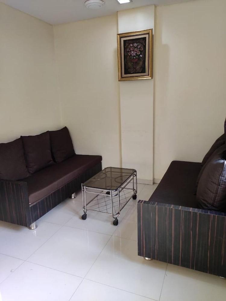 Hotel Avon International Aurangabad  Ngoại thất bức ảnh