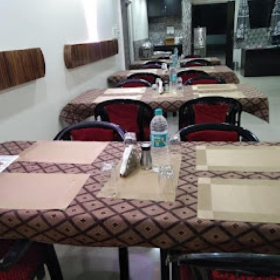 Hotel Avon International Aurangabad  Ngoại thất bức ảnh