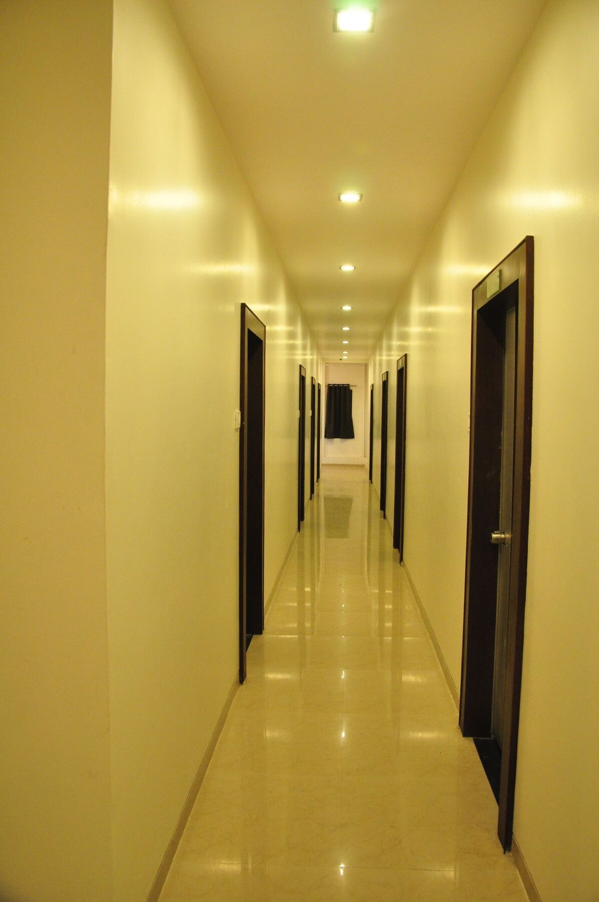 Hotel Avon International Aurangabad  Ngoại thất bức ảnh